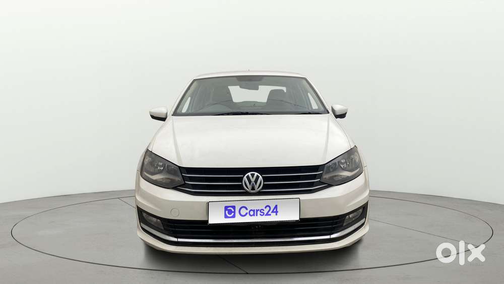 Volkswagen Vento 1.6 Highline, 2015, Petrol