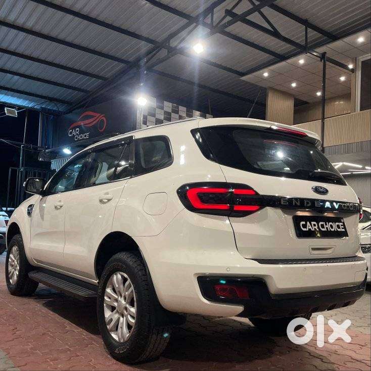 Ford Endeavour 2.2 Trend Mt 4x4, 2017, Diesel