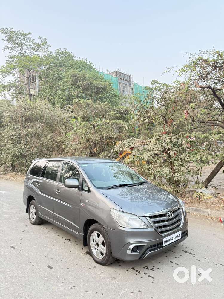 Toyota Innova 2.5 G (diesel) 8 Seater, 2014, Diesel