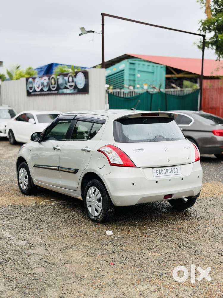 Maruti Suzuki Swift Vxi Abs Bsiv, 2016, Petrol