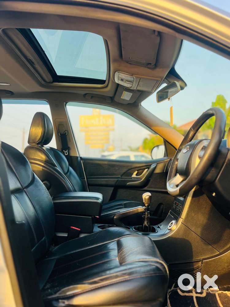 Mahindra Xuv500 2.2 W10, 2017, Diesel