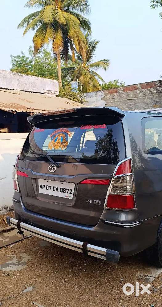 Toyota Innova 2.5 Le 2014