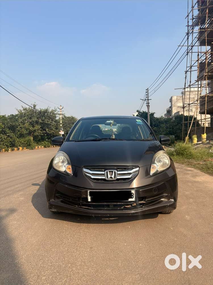 Honda Amaze Petrol 2015