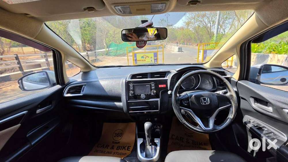 Honda Jazz V Automatic, 2015, Petrol