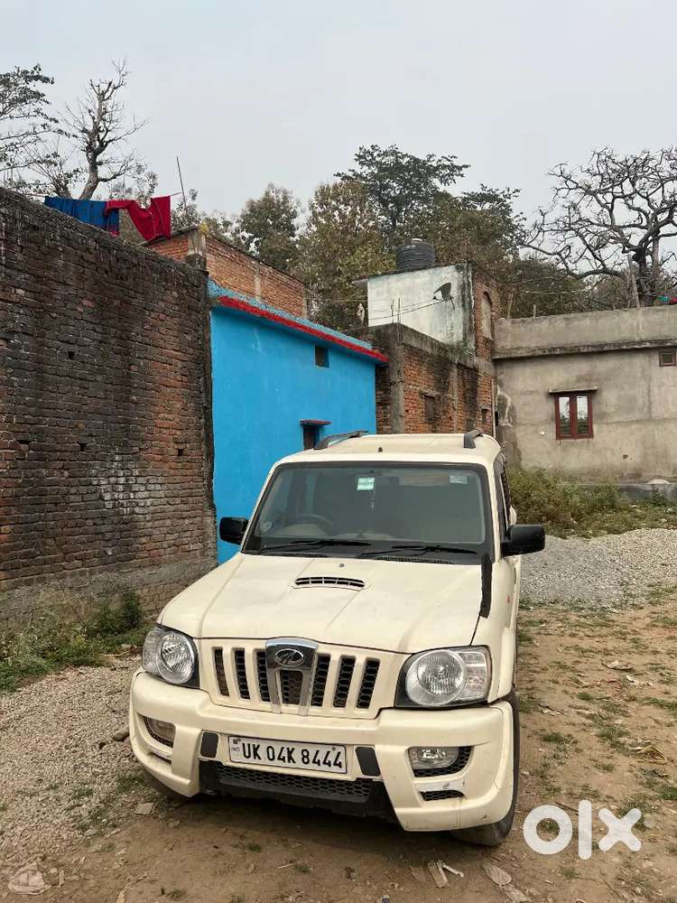 Mahindra Scorpio Classic 2011 Diesel 110000 Km Driven