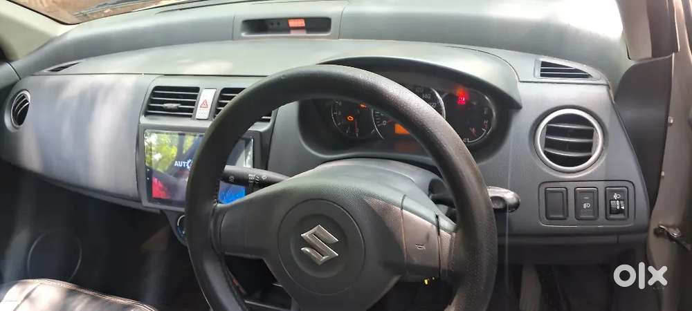 Maruti Suzuki Swift 2010 Petrol 77000 Km Driven