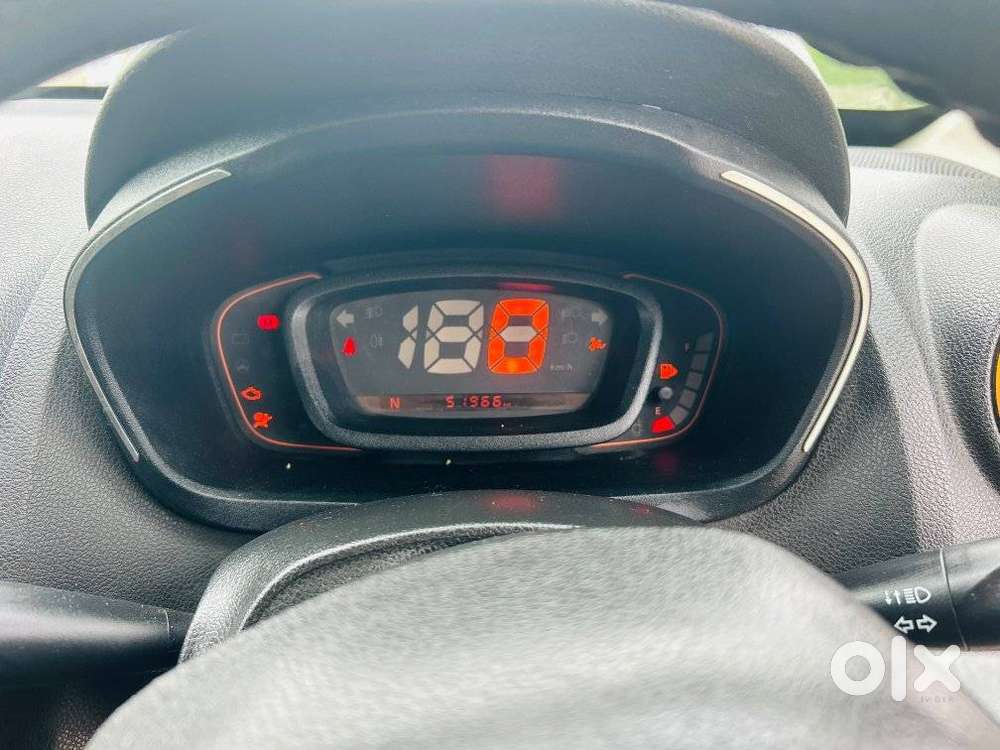 Renault Kwid Rxt Amt Climber (automatic), 2020, Petrol
