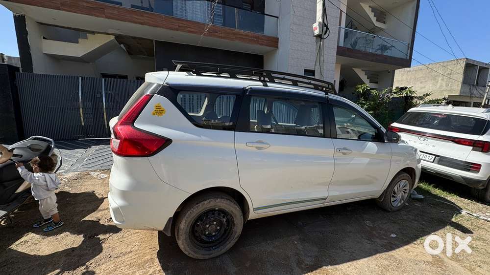 Maruti Suzuki Ertiga 2025 April
