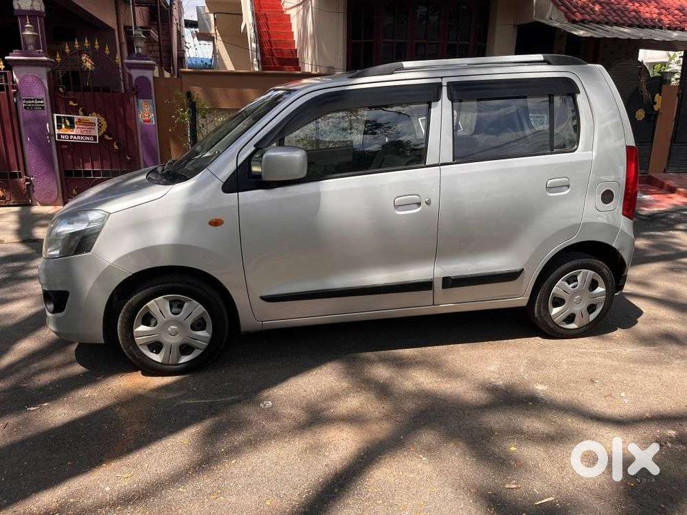 Maruti Suzuki Wagon R Vxi Amt Opt 1.2, 2017, Petrol