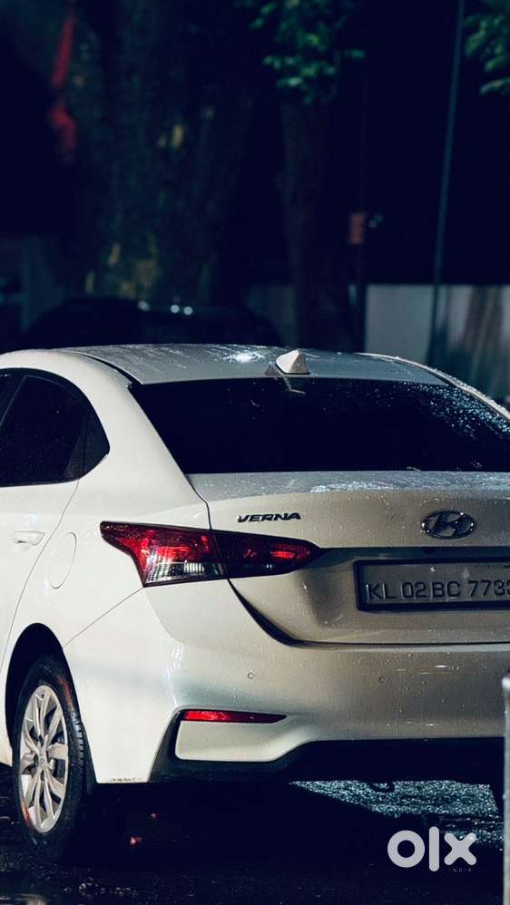 Hyundai Verna Petrol 1.6 Vtvt Ex