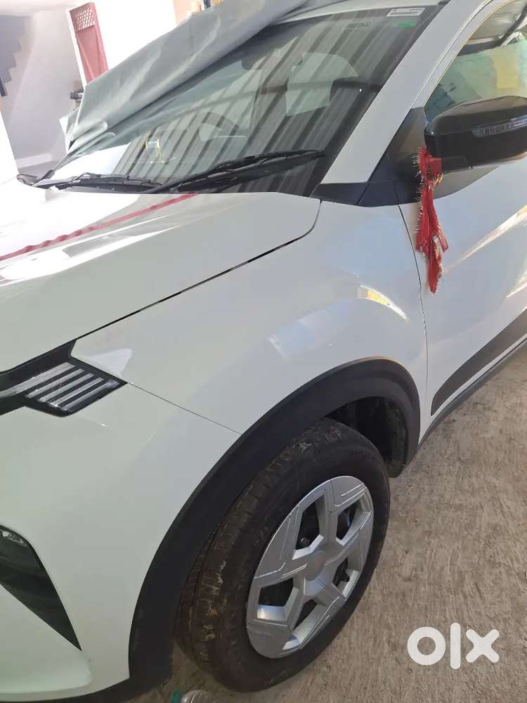 Tata Nexon Smart Plus 2026 Manual Petrol