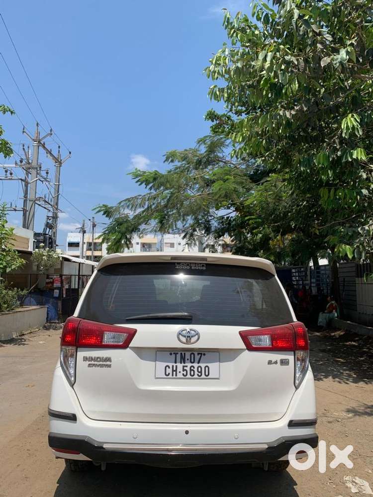 Toyota Innova Crysta 2016 Diesel Well Maintained