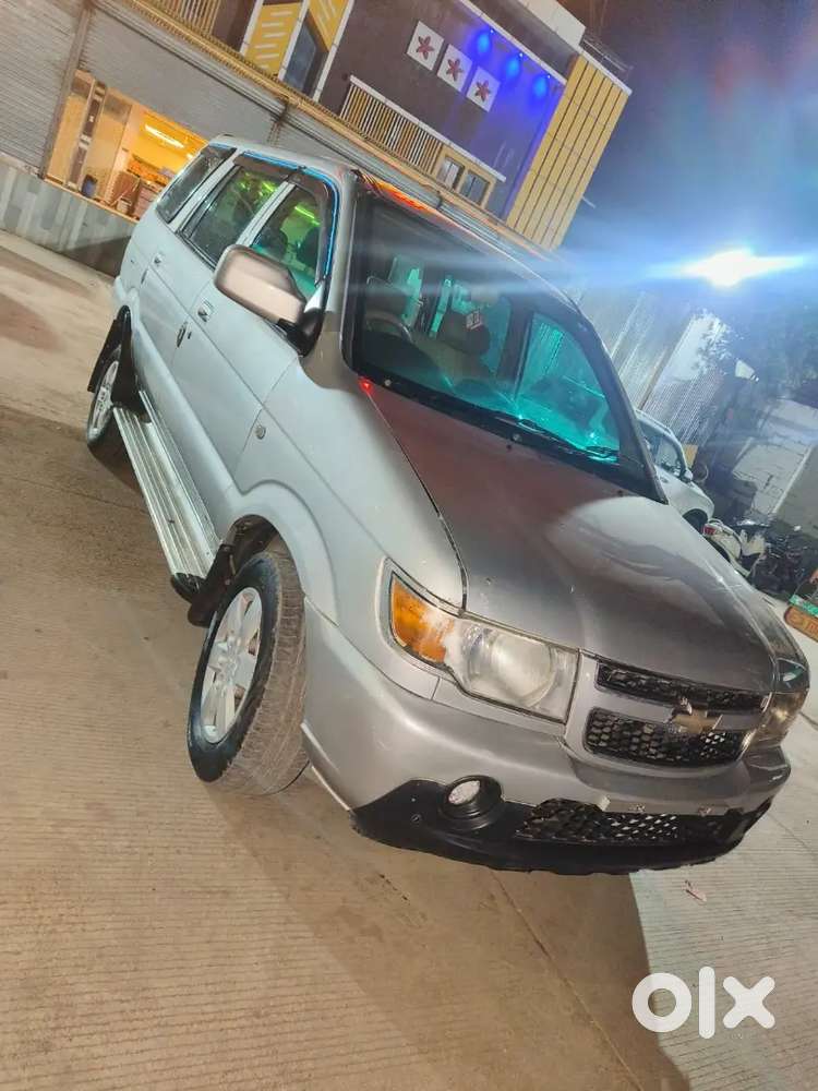 Chevrolet Tavera 2016 Diesel 100000 Km Driven