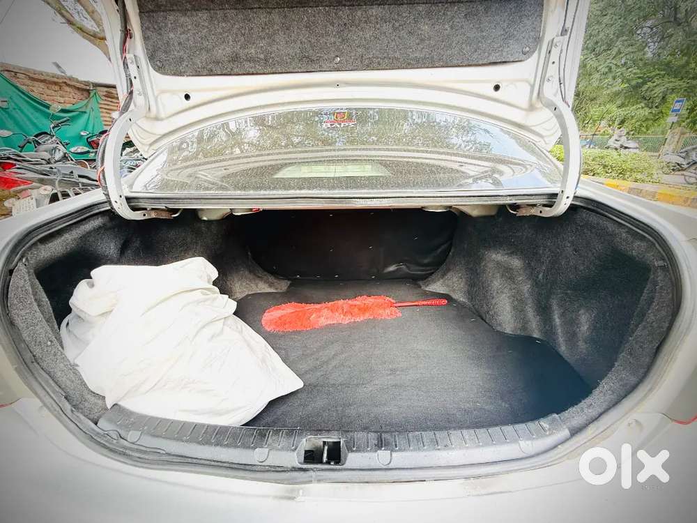 Toyota Corolla Altis 2011 Diesel
