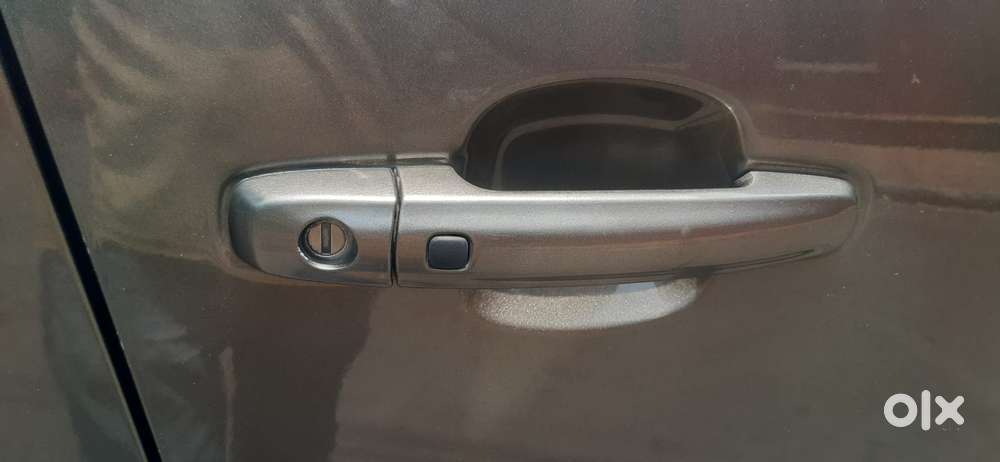 Maruti Suzuki Brezza 1.5 Zxi Smart Hybrid, 2025, Petrol