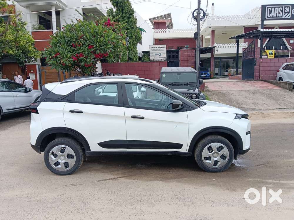 Tata Nexon Pure 1.5 Revotorq Diesel 6mt, 2024, Diesel