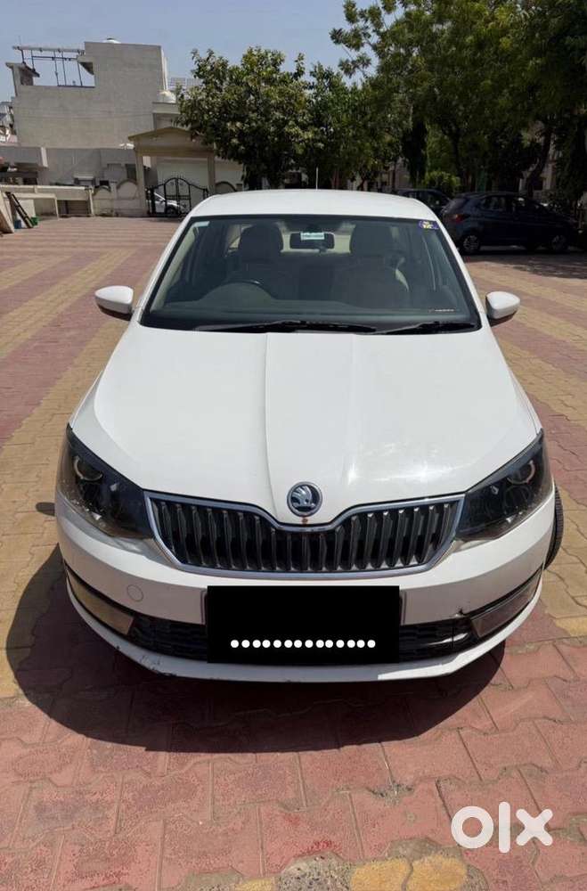 Skoda Rapid Petrol 2021