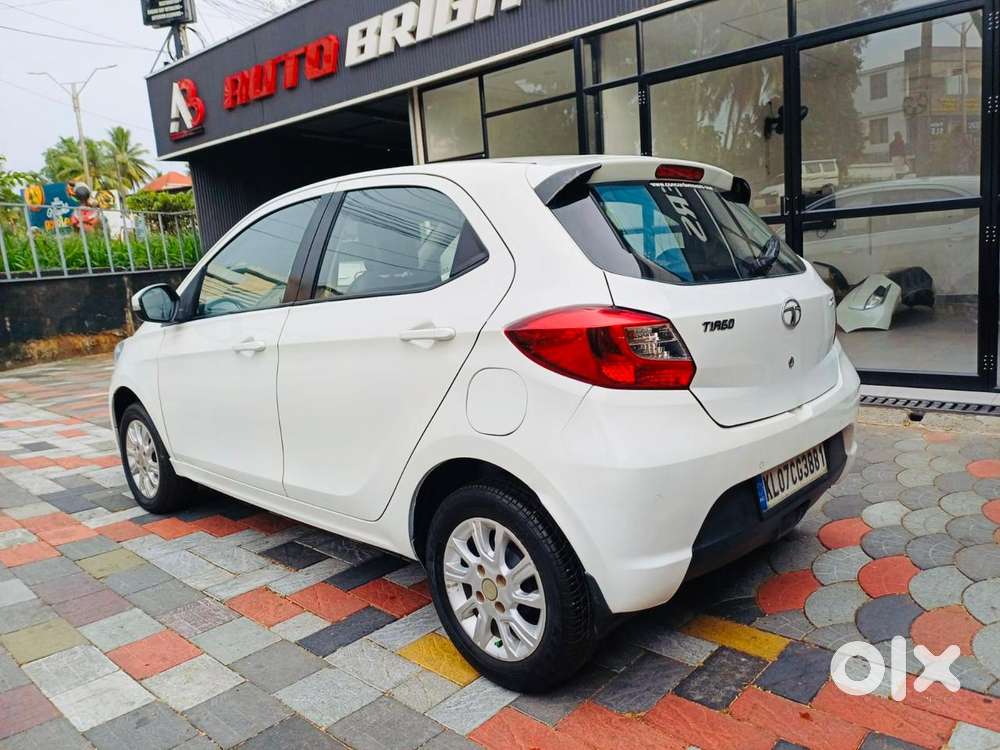 Tata Tiago Xz, 2016, Petrol