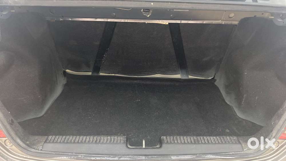 Maruti Suzuki Swift Dzire 1.2 Zxi Bsiv, 2019, Petrol