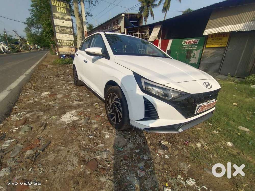 Hyundai New I20 1.5 Asta (o) Mt, 2025, Petrol