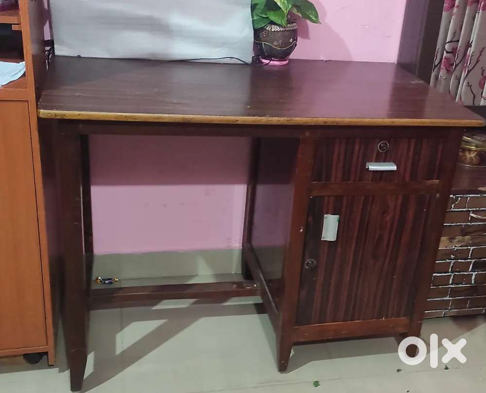 Study Table With in India, Free classifieds in India OLX