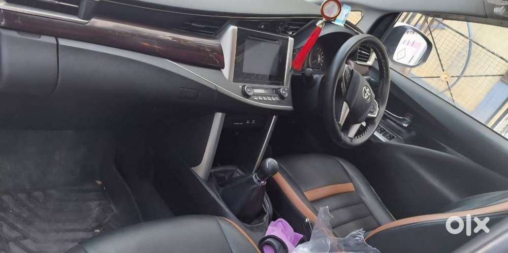 Toyota Innova Crysta 2.4 V 8 Str, 2017, Diesel