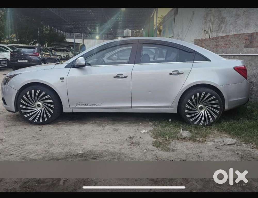 Chevrolet Cruze 2013 Diesel Well Maintained