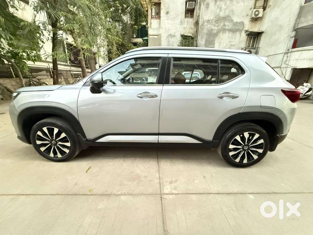 Honda Elevate 2025 Petrol 14000 Km Driven