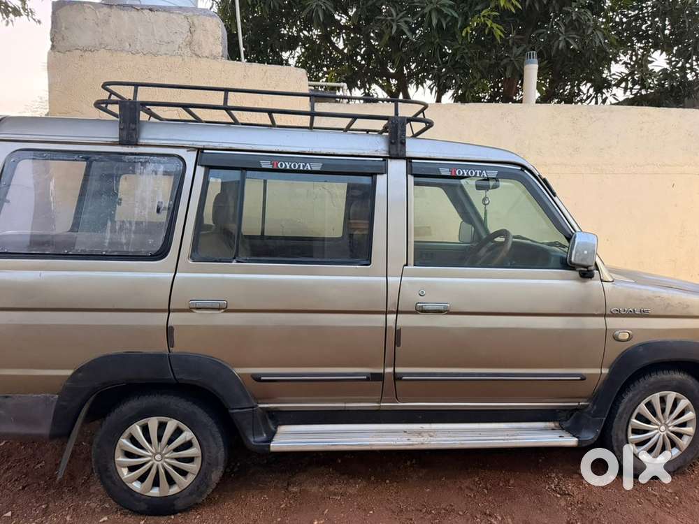 Toyota Qualis Diesel 2002 Car
