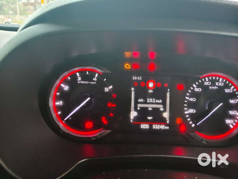 Mahindra Thar Lx Hard Top Petrol Mt 4wd, 2021, Petrol