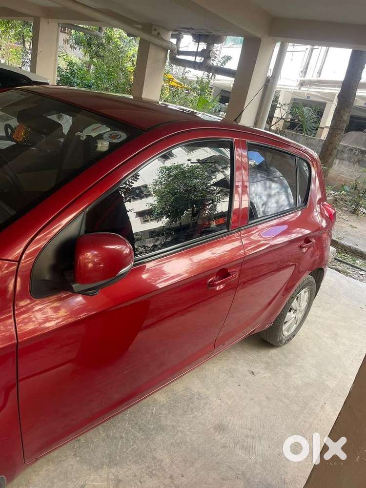 Hyundai Petrol Car 2013