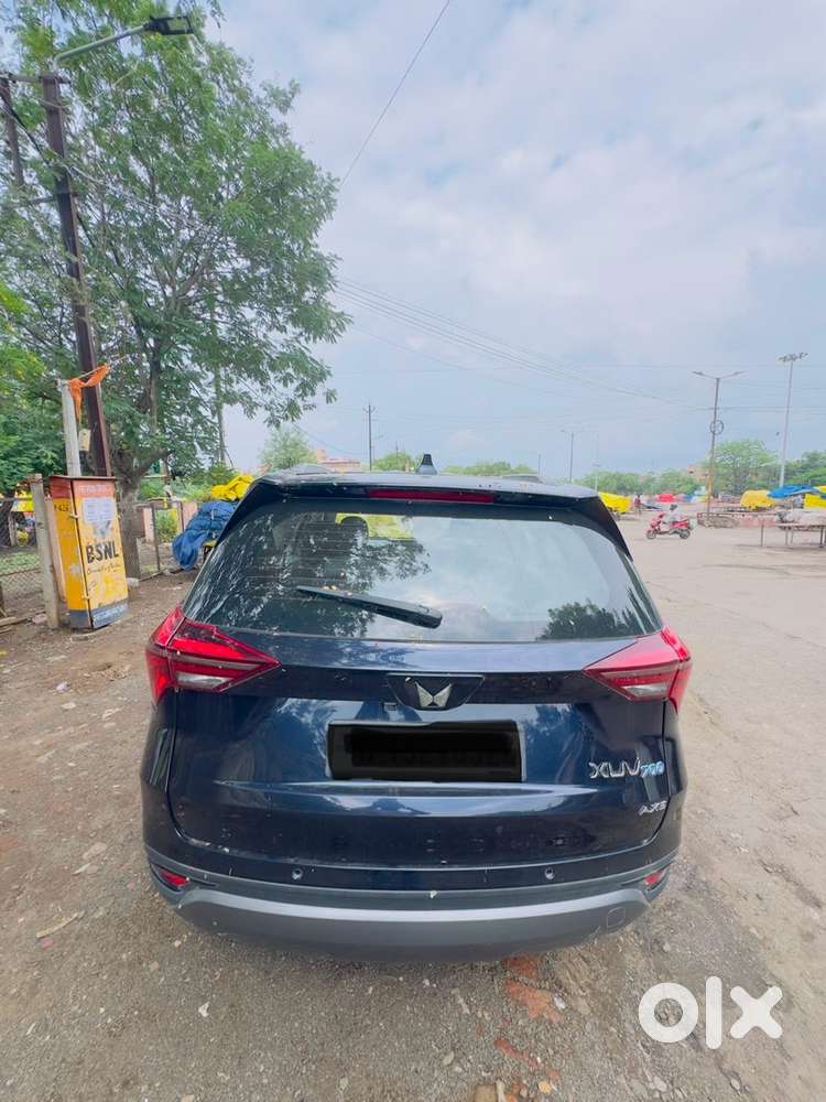 Mahindra Xuv700 Diesel 2024 Blue
