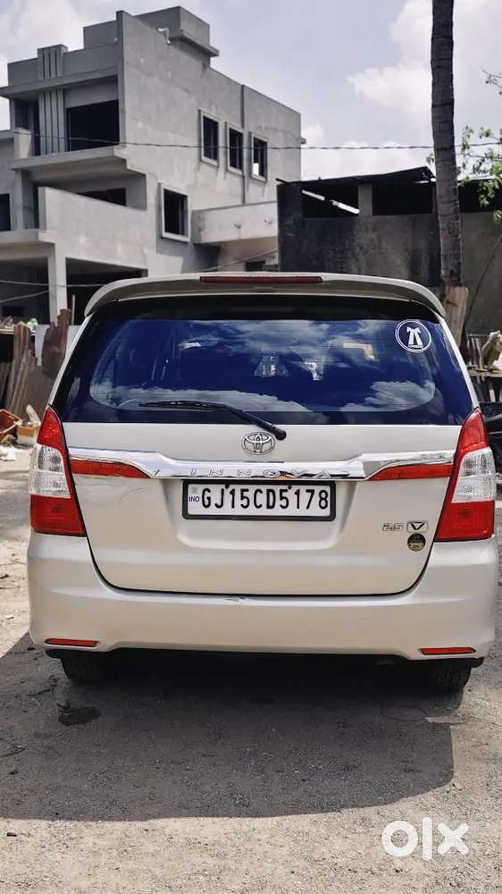 A Wel Maintained Innova 2015 With Good Condition