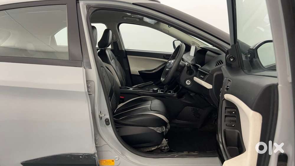 Tata Nexon Pure 1.2 Revotron Petrol 6 Mt, 2024, Petrol