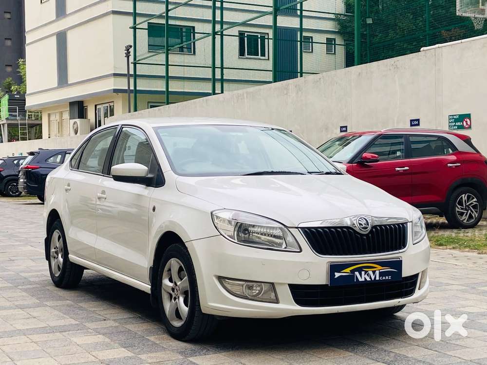 Skoda Rapid Ambition 1.6 Tdi Cr Manual Plus, 2015, Diesel