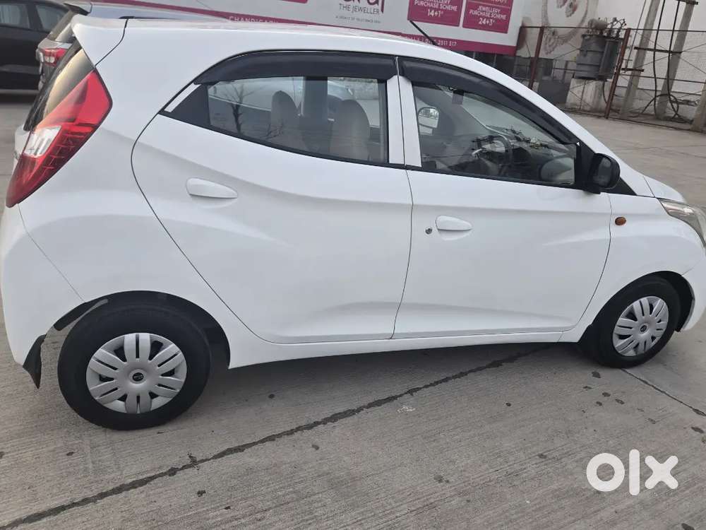 Hyundai Eon 2015 Petrol 87200 Km Driven