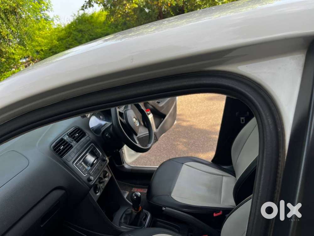 Volkswagen Polo 2017 1.2 Mpi Comfortline Polar White