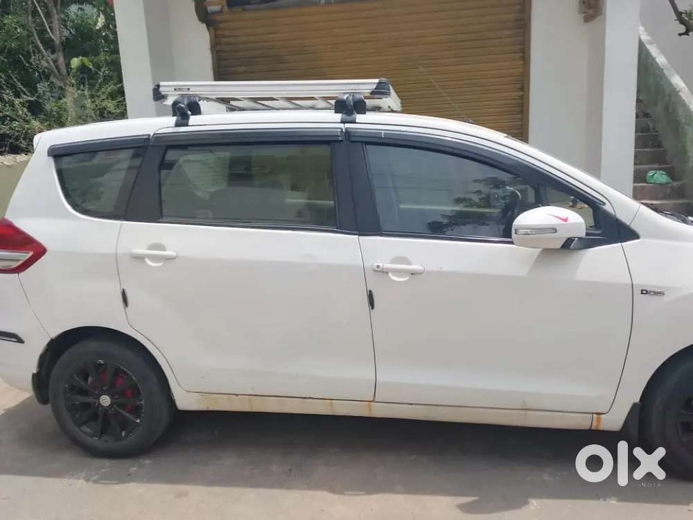 Maruti Suzuki Ertiga 2013 Diesel 2.33 Km Driven