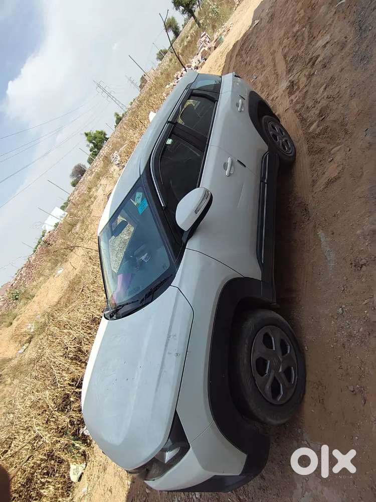 Maruti Suzuki Braza Vxi Cng& Petrol
