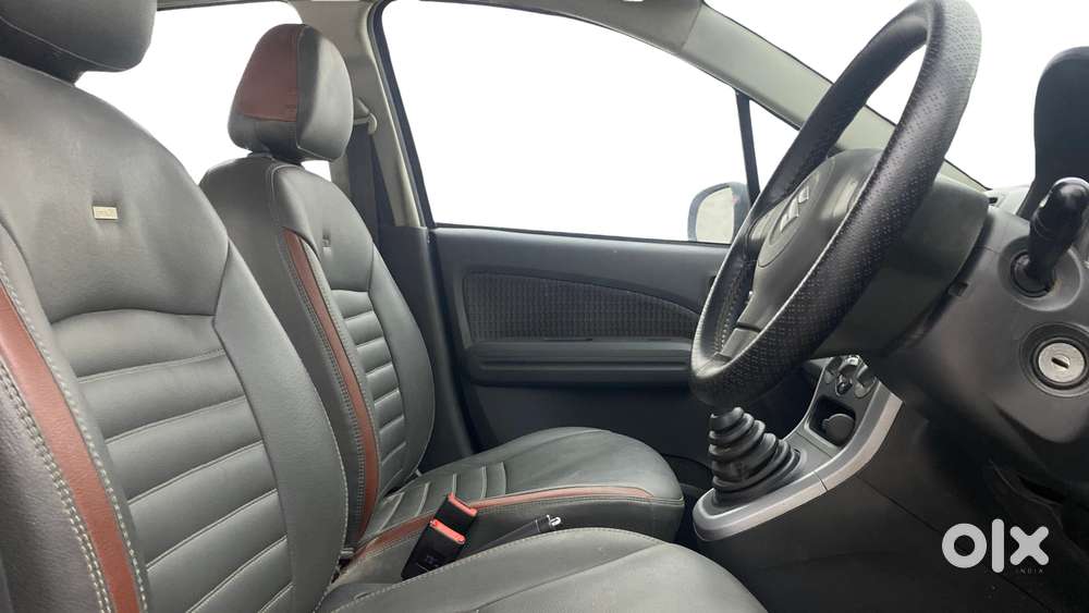 Maruti Suzuki Ritz Vxi, 2014, Petrol