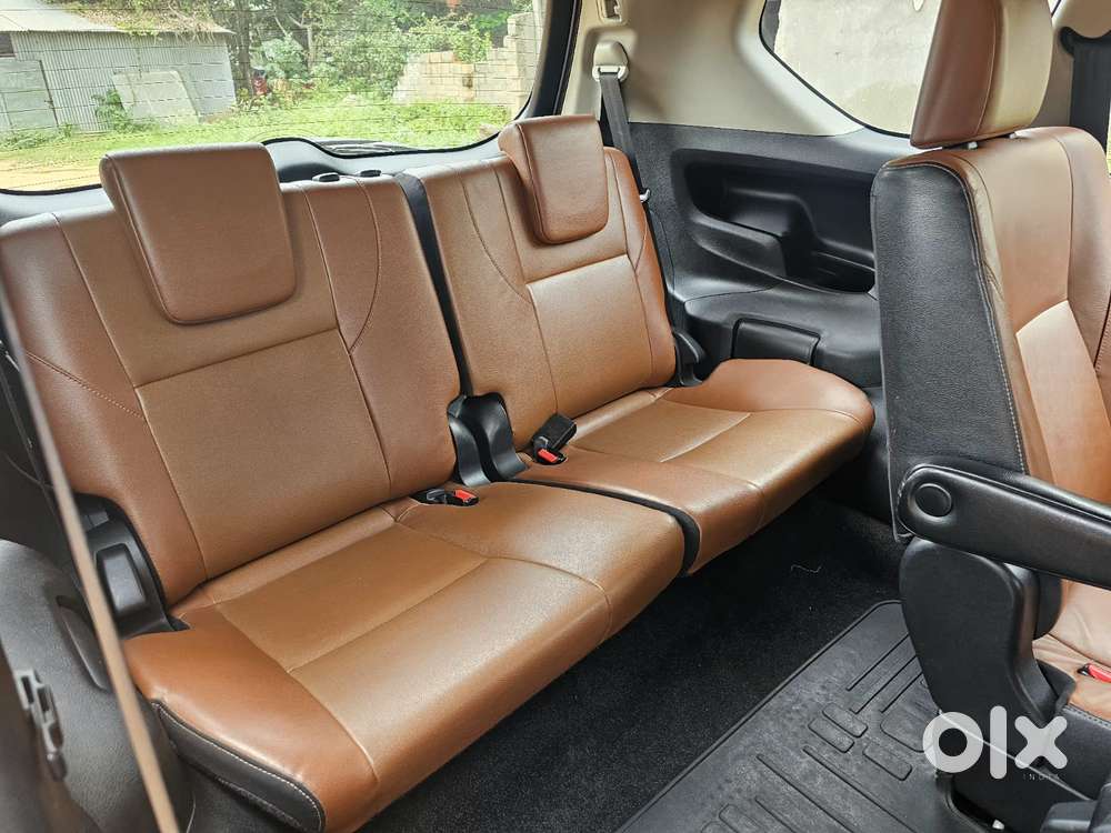 Toyota Innova Crysta 2.8z Automatic, 2016, Diesel