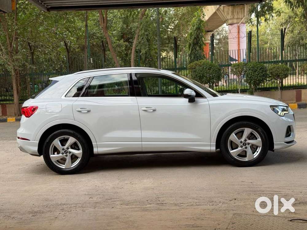 Audi Q3 40 Tfsi Premium Plus, 2023, Petrol
