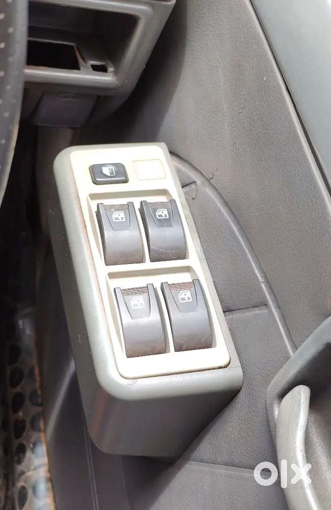 Maruti Suzuki 800 2006