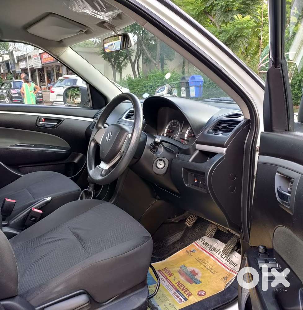 Maruti Suzuki Swift Vxi + Manual, 2015, Petrol