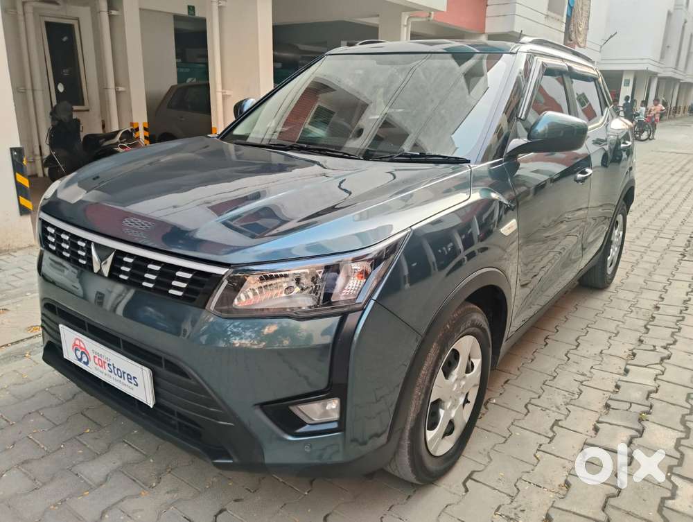 Mahindra Xuv300 W6 Amt Diesel, 2023, Diesel