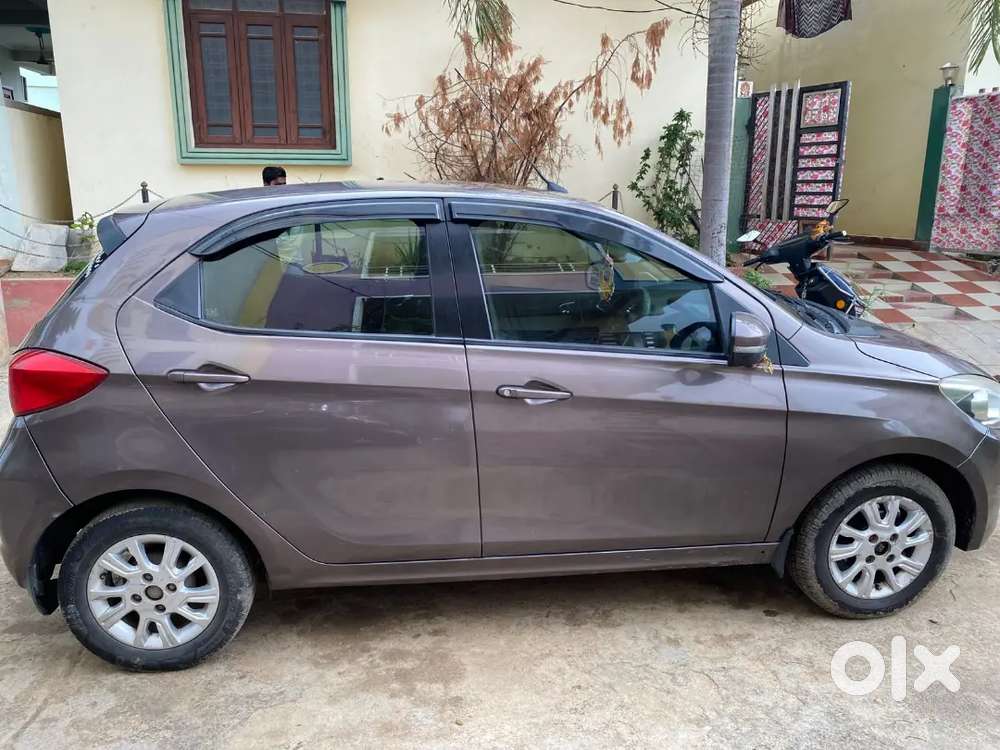 Tata Tiago 2017