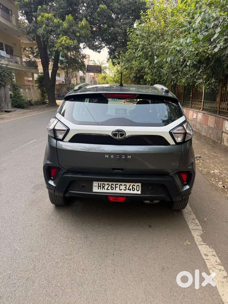 Tata Nexon 2023 Petrol 7700 Km Driven
