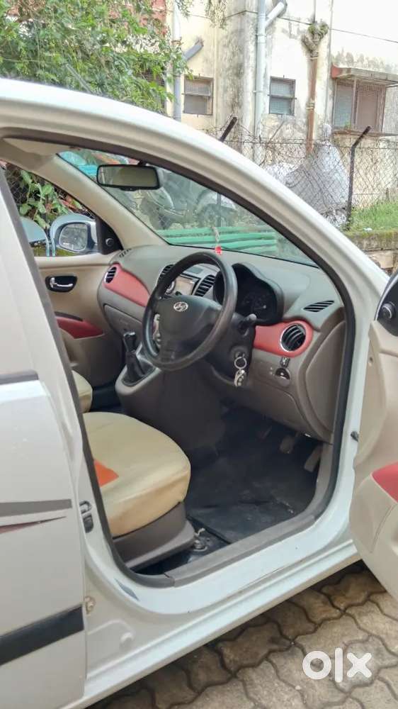 Hyundai I10 Magna 2013 Petrol/cng