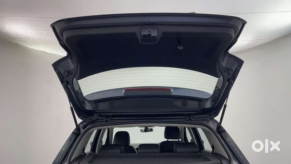 Volkswagen Taigun Topline 1.0 Tsi Mt (electric Seats), 2022, Petrol