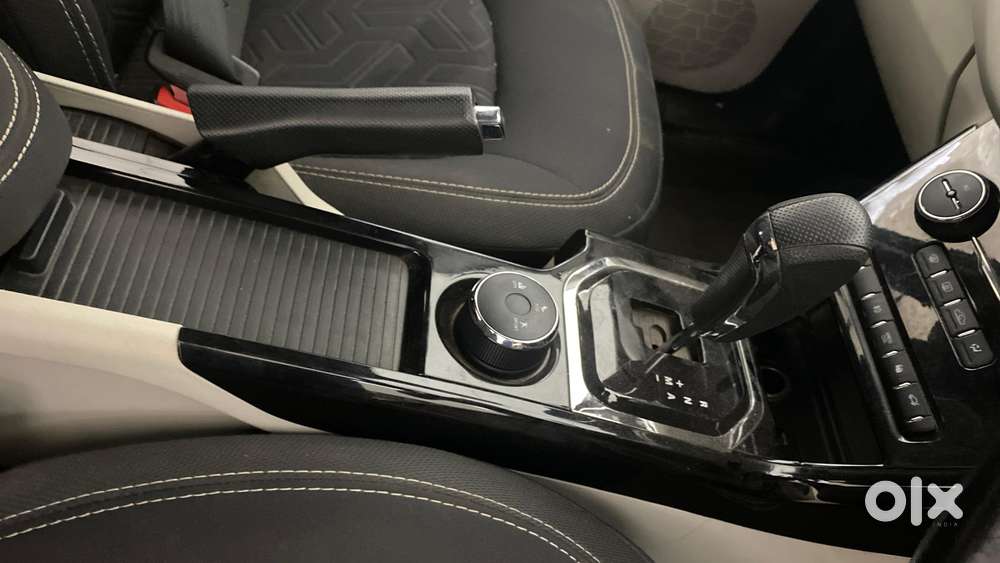 Tata Nexon 1.2 Revotron Xza Plus, 2022, Petrol